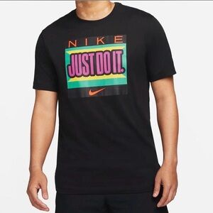 NWT Nike Black 'Just Do It' Graphic Tee, Size XL
